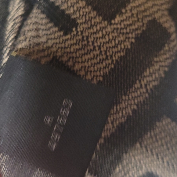 Fendi Bag - Picture 6 of 9